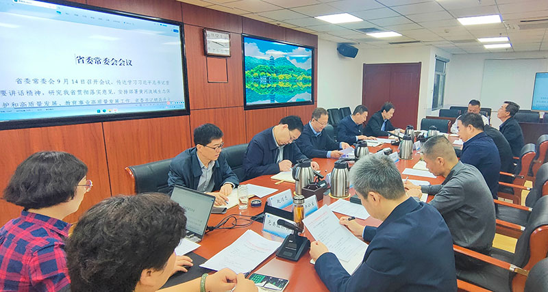 中國(guó)廣電甘肅公司召開學(xué)習(xí)會(huì)議，強(qiáng)調(diào)打造智慧廣電媒體，發(fā)展智慧廣電網(wǎng)絡(luò)